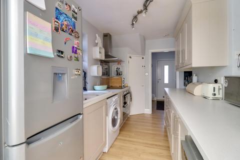 27 Approach Road, West Molesey, KT8 2LL