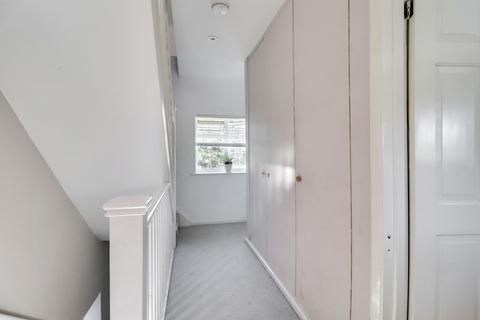 27 Approach Road, West Molesey, KT8 2LL