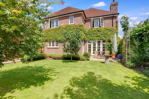 4 bedroom detached house for sale, Saxon Way, Maidstone, ME15