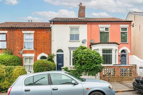 3 bedroom terraced house for sale, Quebec Road, Norwich