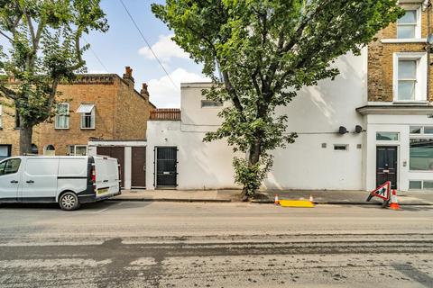 2 bedroom flat for sale, Clements Road, Bermondsey