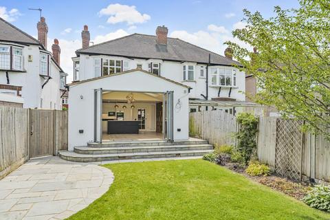39 Linkway, London, SW20 9AT