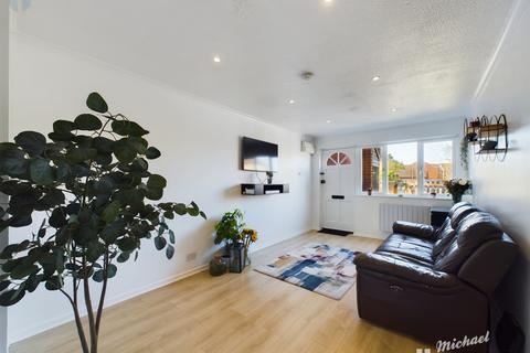 33 Garron Close, Aylesbury, HP21 9LZ