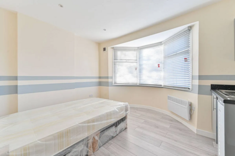 38 Aberfoyle Road, London, SW16 5AA