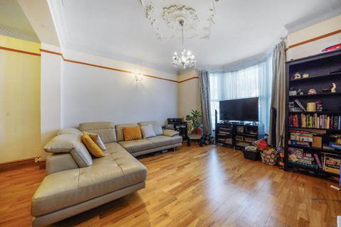 4 bedroom terraced house for sale, Ilford IG3