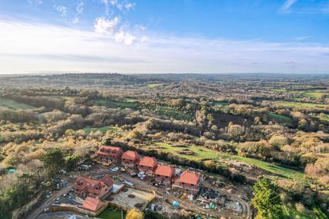 4 bedroom detached house for sale, Bradshaw Close , Guestling, TN35