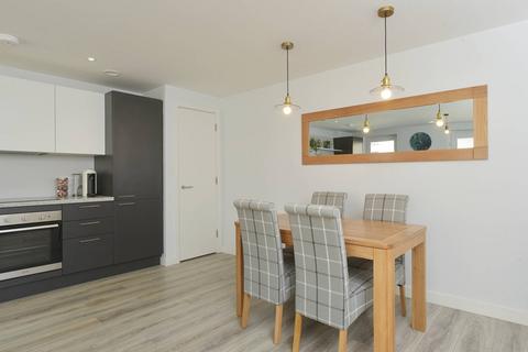 Flat 12, 4 Ropemaker Street, Edinburgh, EH6 7AN