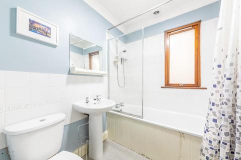 2 bedroom apartment for sale, Landcroft Road, East Dulwich, London, SE22