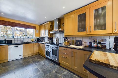 4 bedroom house for sale, Newfield Lane, Adeyfield