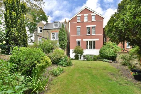 6 bedroom detached house for sale, Templar Street, London SE5