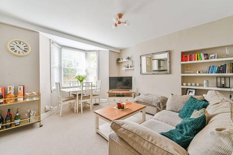 1 bedroom flat for sale, Burton Road, Brixton, London, SW9