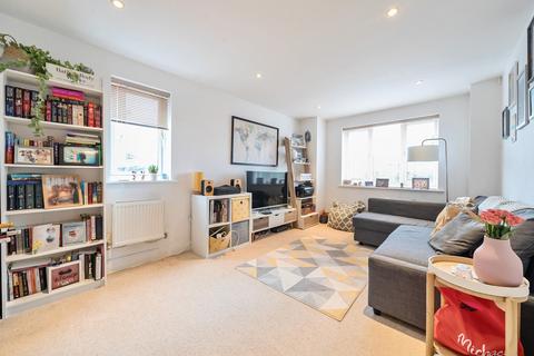 2 bedroom apartment for sale, West End Road, Ruislip, Middlesex