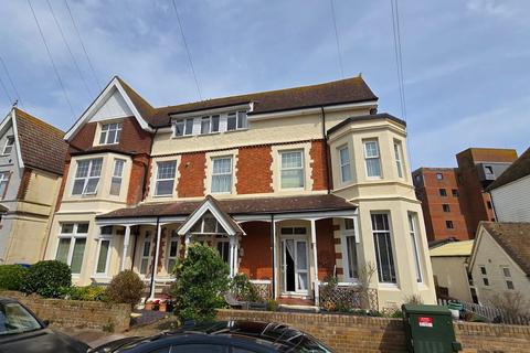 3 bedroom apartment for sale, Eversley Road, Bexhill-on-Sea, TN40