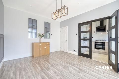 14 Balfour Road, Grays, RM17 5NS
