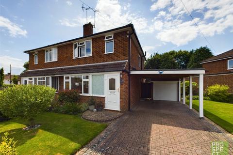 3 bedroom semi-detached house for sale, St. Davids Close, Farnborough, Hampshire, GU14