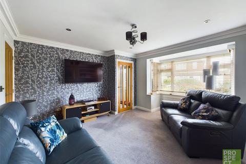 3 bedroom semi-detached house for sale, St. Davids Close, Farnborough, Hampshire, GU14