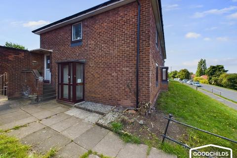 2 bedroom ground floor maisonette for sale, Southbourne Avenue, Walsall, WS2