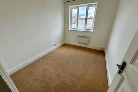 1 bedroom flat for sale, Woodside Road, Amersham