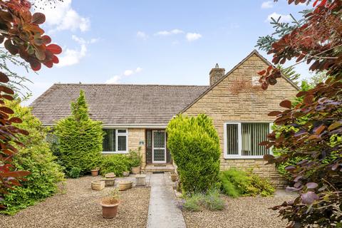 3 bedroom bungalow for sale, Dikler Close, Bourton-on-the-Water, Cheltenham, GL54