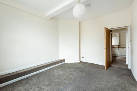 2 bedroom flat for sale, High Wycombe,  Town Centre,  Buckinghamshire,  HP11