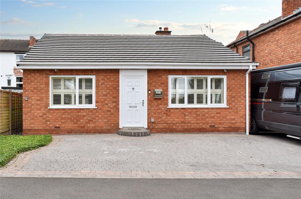 Waverley Street, Worcester WR5 2 bed bungalow for sale £300,000