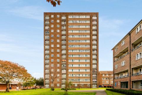 1 bedroom flat for sale, Trelawney Estate, Paragon Road, Hackney, E9