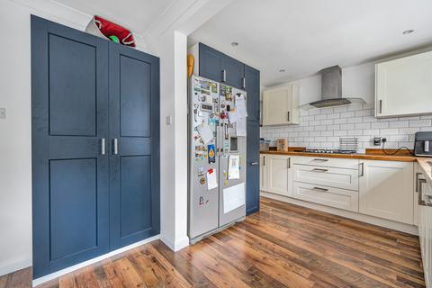 7 Beacon Mount, Park Gate, Southampton, SO31 7GN
