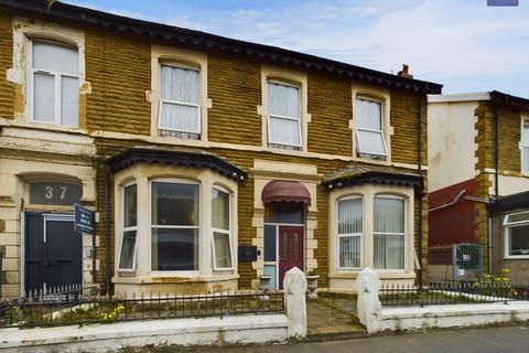 5 bedroom semi-detached house for sale, Wellington Road, Blackpool, FY1