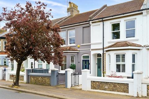 18 Queen Street, Worthing, BN14 7BJ