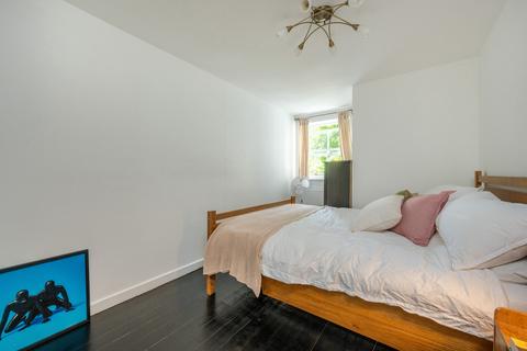 2 bedroom maisonette for sale, Wickham Road,  London, SE4