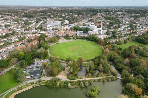 1 bedroom flat for sale, Poole Park