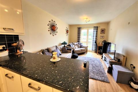 2 bedroom flat for sale, Weevil Lane, Hampshire PO12