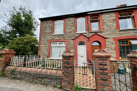 3 bedroom end of terrace house for sale, Newbridge Road, Pontllanfraith, NP12