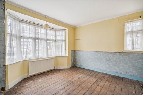 21 Talbot Avenue, Watford, WD19 4FX