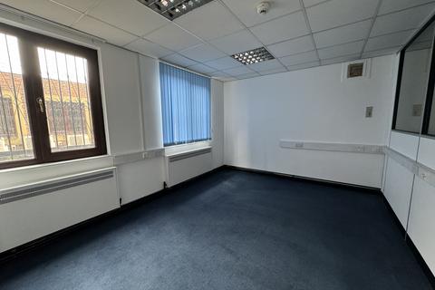 Office to rent, Rushey Green, London SE6