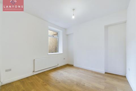 164 Aberrhondda Road, Porth, CF39 0LN