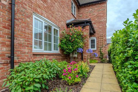 4 bedroom detached house for sale, Worcester WR2