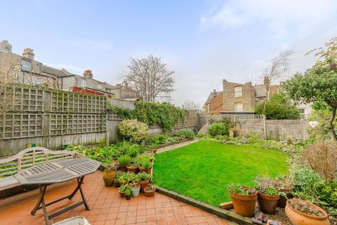 6 bedroom house to rent, Duckett Road, Harringay, London, N4