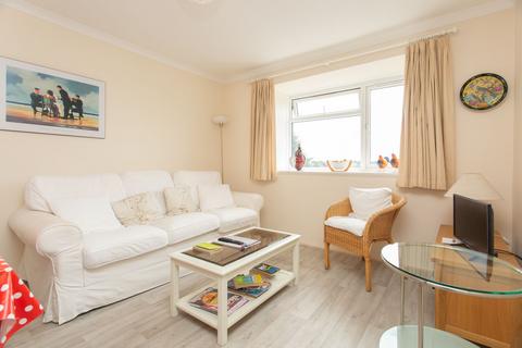 2 bedroom apartment for sale, Tankerton Road, Whitstable, CT5