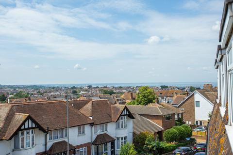 2 bedroom apartment for sale, Tankerton Road, Whitstable, CT5