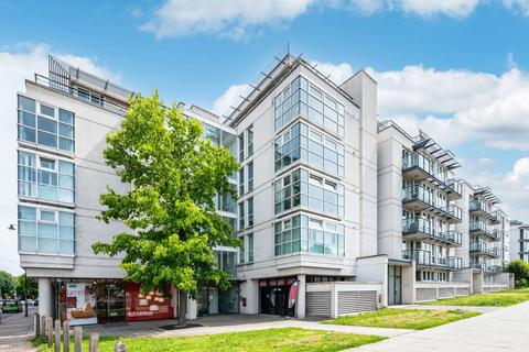 1 bedroom flat for sale, Phoenix Way, Battersea, London, SW18