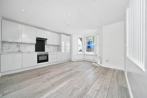 2 bedroom flat to rent, Talfourd Road, Camberwell, London, SE15