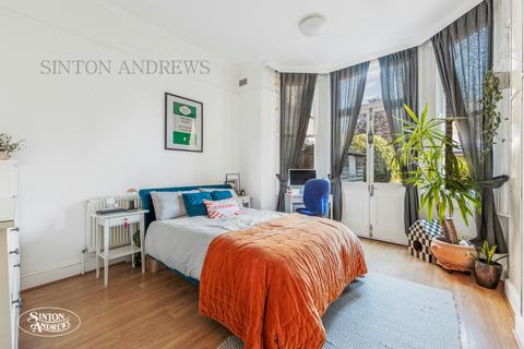 1 bedroom flat for sale, Woodville Gardens, Ealing, W5