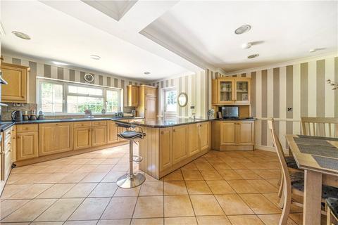 4 bedroom detached house for sale, Smarden Close, Belvedere