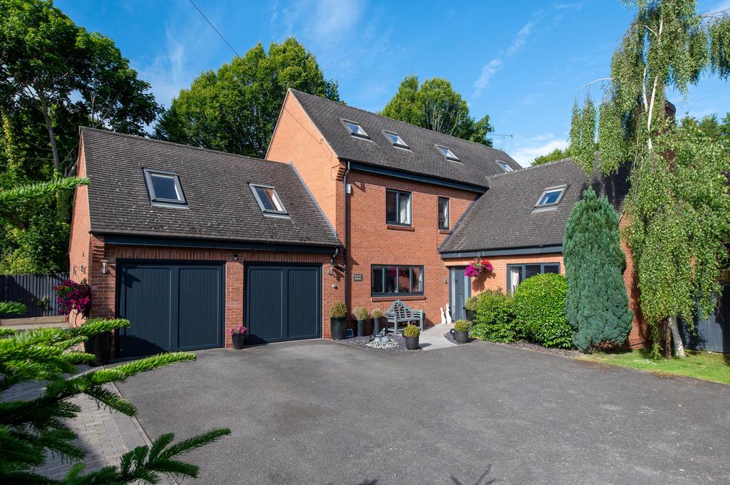 The Fosse, Eathorpe, Leamington Spa... 6 bed detached house for sale