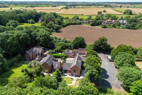 6 bedroom detached house for sale, The Fosse, Eathorpe, Leamington Spa, Warwickshire, CV33