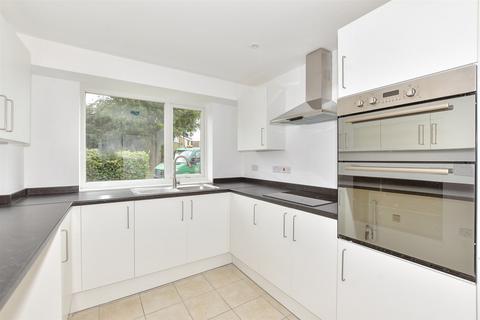 2 bedroom semi-detached bungalow for sale, Kingfisher Gardens, Hythe, Kent