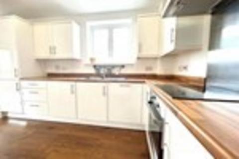1 bedroom in a house share to rent, Minter Road, Barking IG11