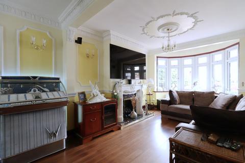 31 Blenheim Gardens, Aveley, South Ockendon, RM15 4EB