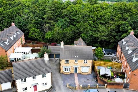 5 bedroom detached house for sale, Waldsassen Road, Pencoed, Bridgend